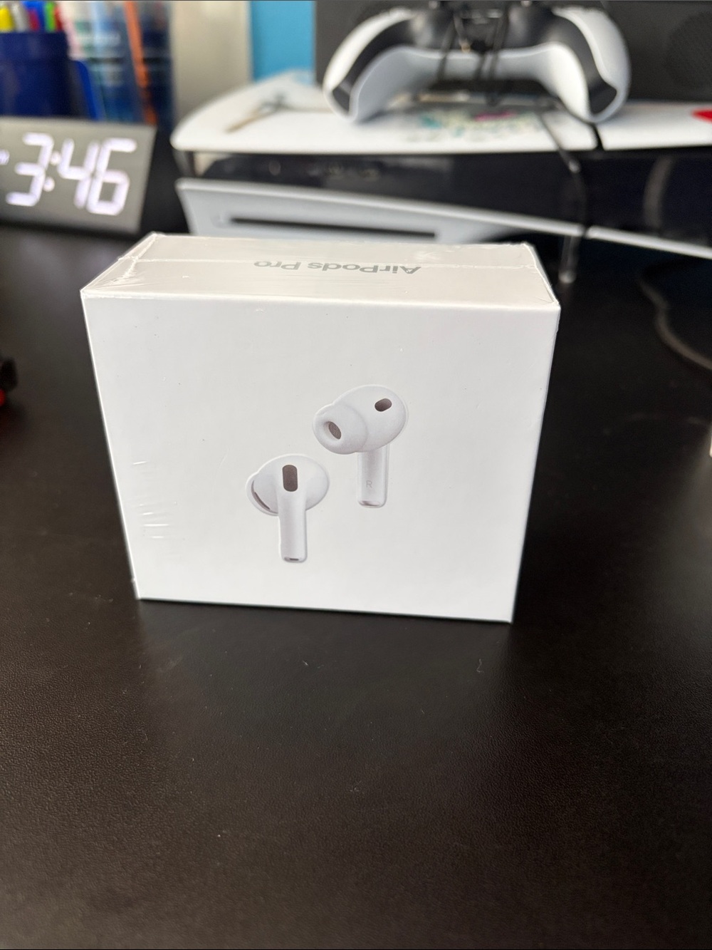 Apple AirPods Pro 3 - Wireless Noise-Cancelling Earbuds